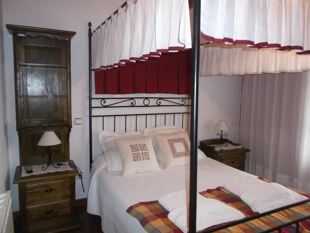 Hotel Rural El Rincon De Gadea Santa Gadea  Δωμάτιο φωτογραφία